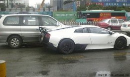 湛江最新爆料撞车事件,惊心动魄的街头瞬间