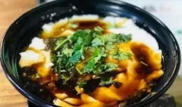济南豆腐脑爆料视频最新,一口下去，满口都是家的味道！
